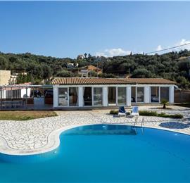 3 bedroom seaside villa with pool & jacuzzi, near Acharavi, sleeps 6